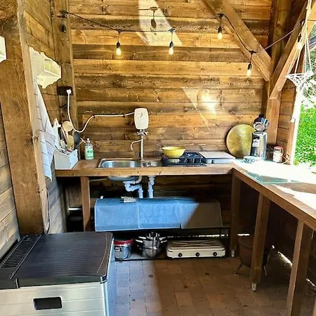 Cozy Camper Surrounded By Forest * Bieszkowice