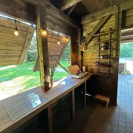 Holiday home Cozy Camper Surrounded By Forest Bieszkowice
